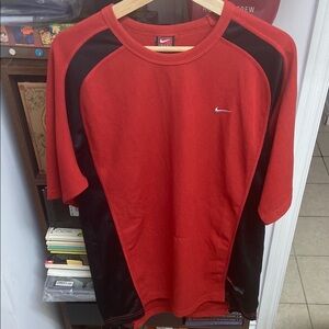 Vintage Nike Alpha Project Men's Red and Black Sports Shirt
